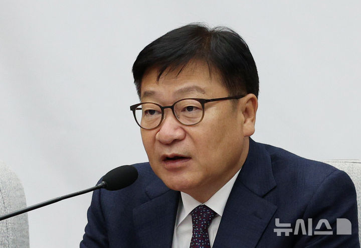 [서울=뉴시스] 고범준 기자 = 정점식 국민의힘 원내대표가 30일 서울 여의도 국회에서 열린 국정감사대책회의에서 발언하고 있다. 2026.10.30. bjko@newsis.com